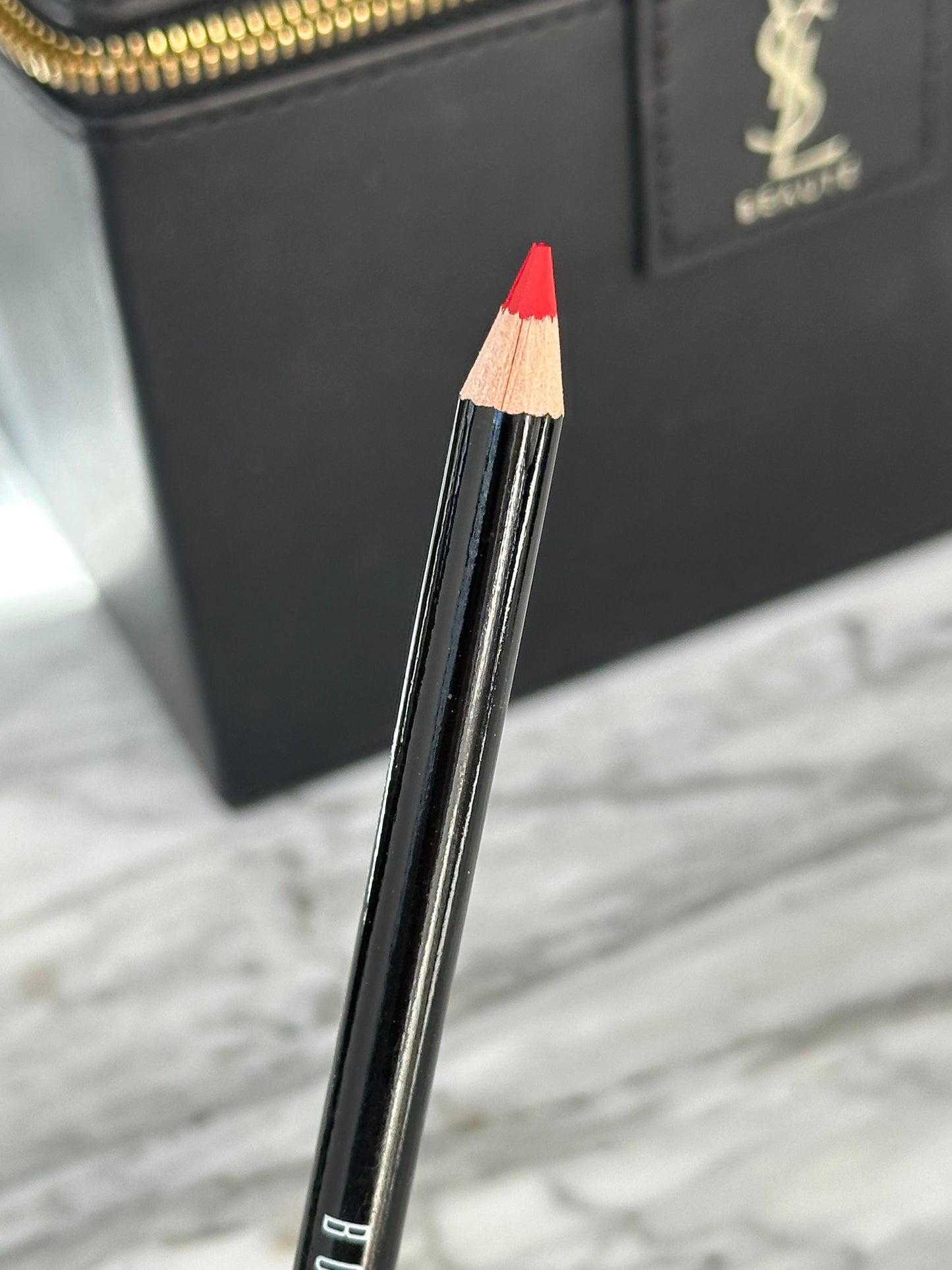 BOBBI BROWN
Lip Liner Pencil - Red