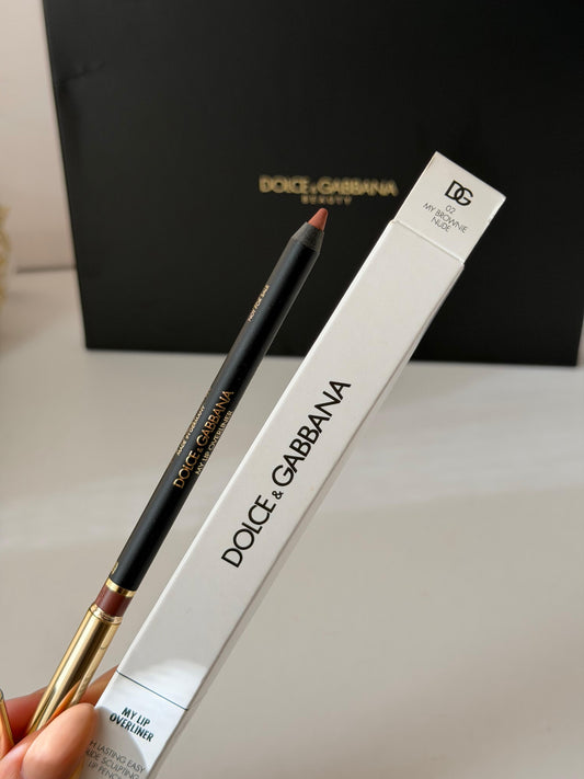 DOLCE&GABBANA My Lip Overliner
8H Lasting Easy Glide Sculpting Lip Pencil (02)