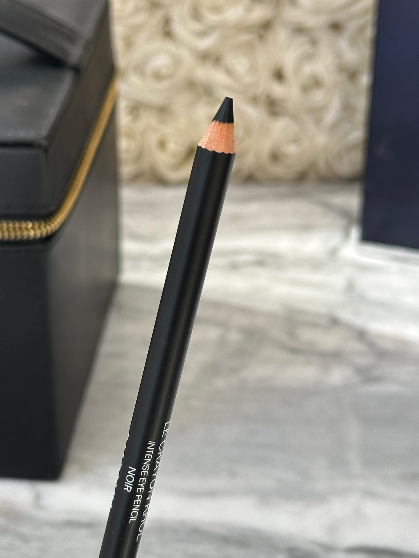 CHANEL Intense Eye Liner Pencil - Le Crayon Khôl (Noir 61)