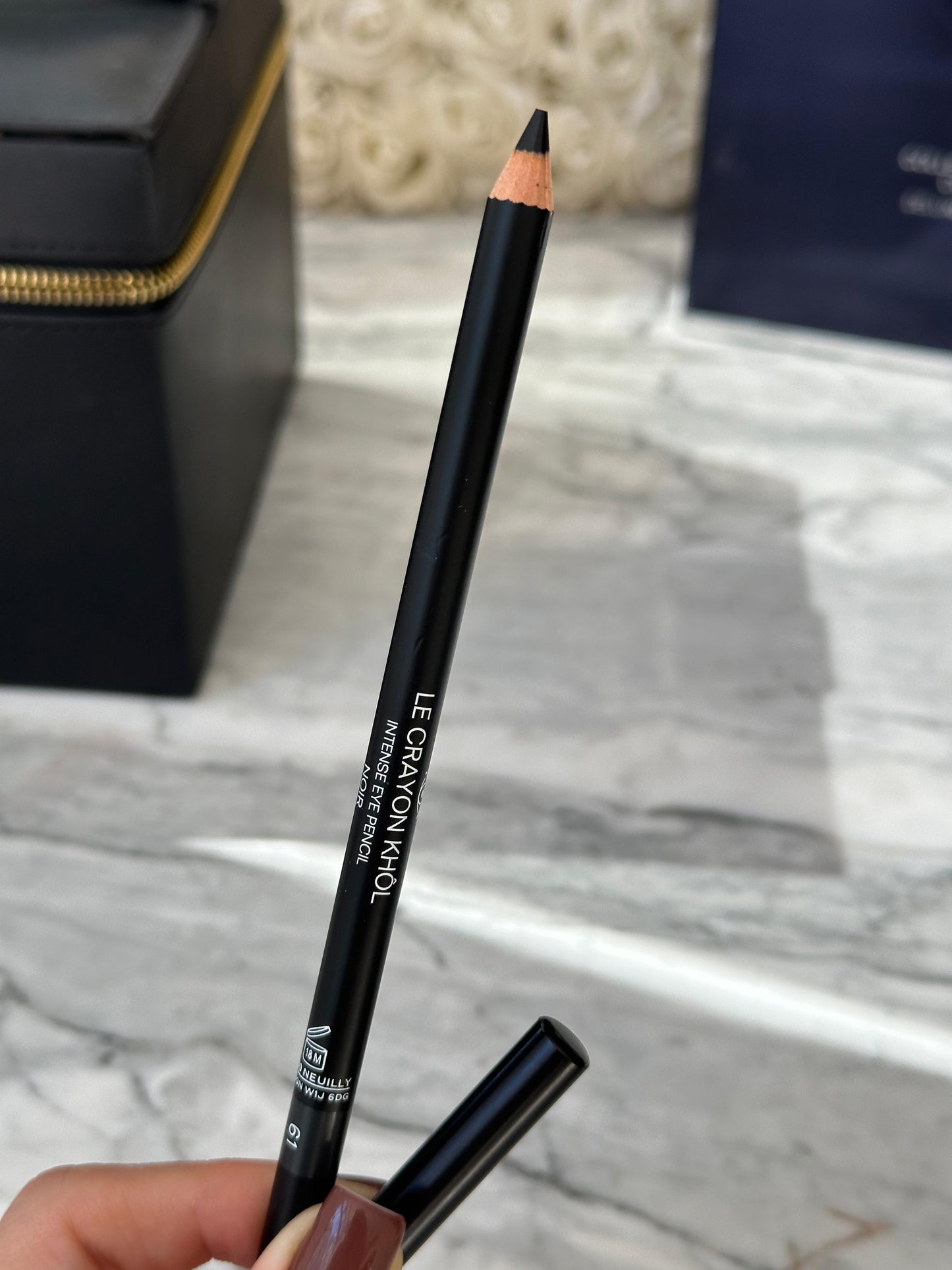 CHANEL Intense Eye Liner Pencil - Le Crayon Khôl (Noir 61)