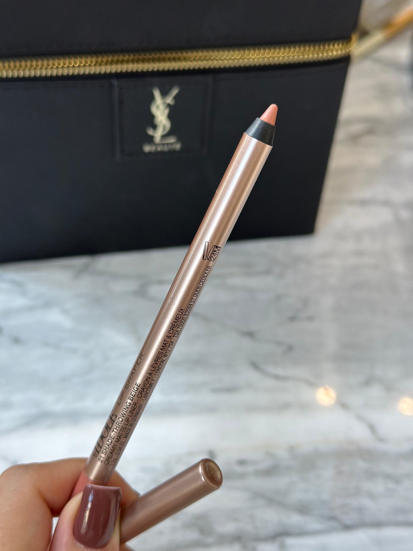 LANCÔME Idôle Lip Shaper Creamy Matte Lip Liner (21)