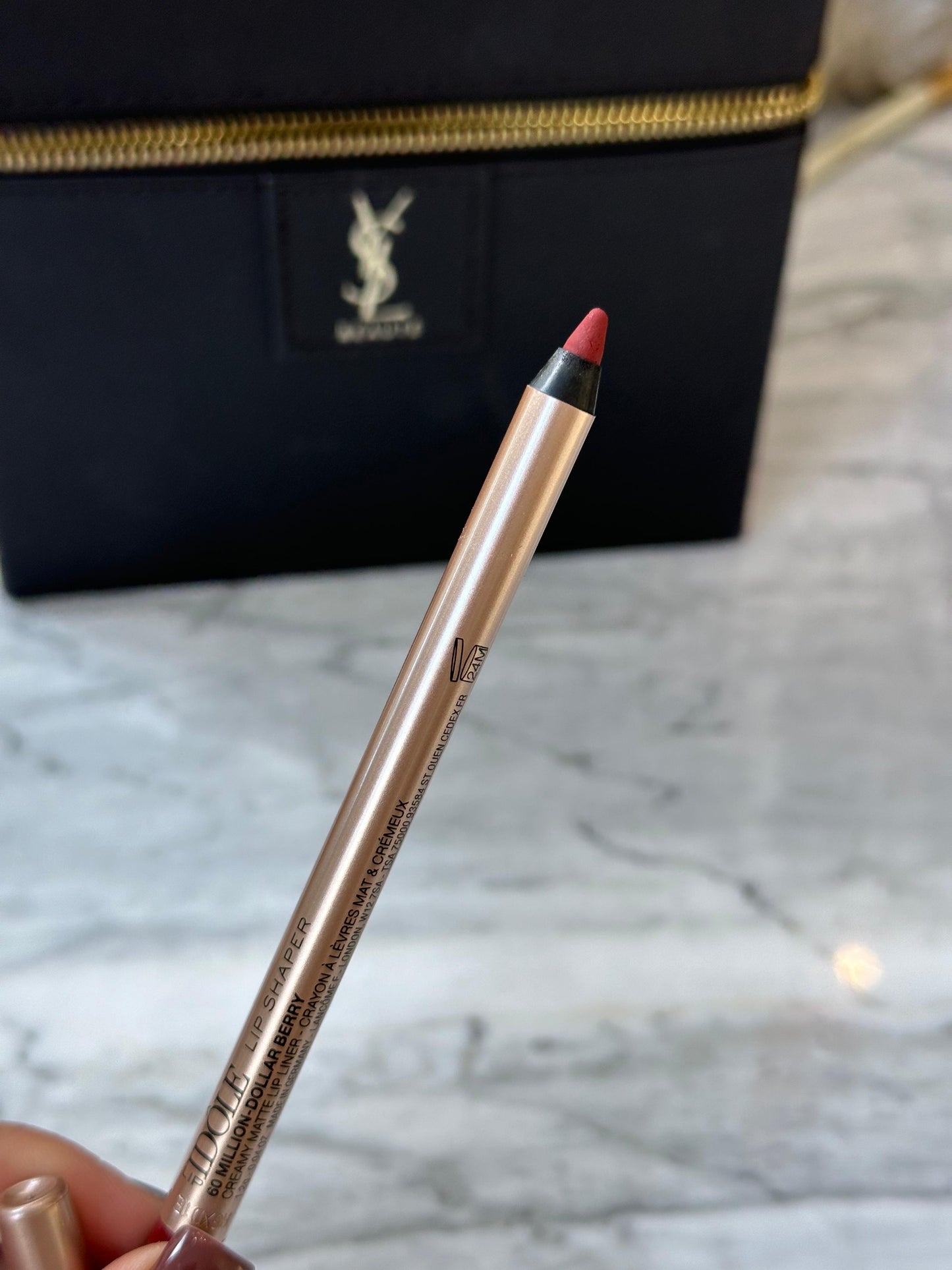 LANCÔME Idôle Lip Shaper
Creamy Matte Lip Liner (60)