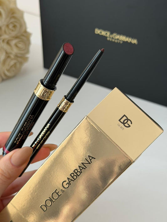 DOLCE&GABBANA Kiss My Gloss!
4D Gloss Stick & Lip Liner Duo (06)