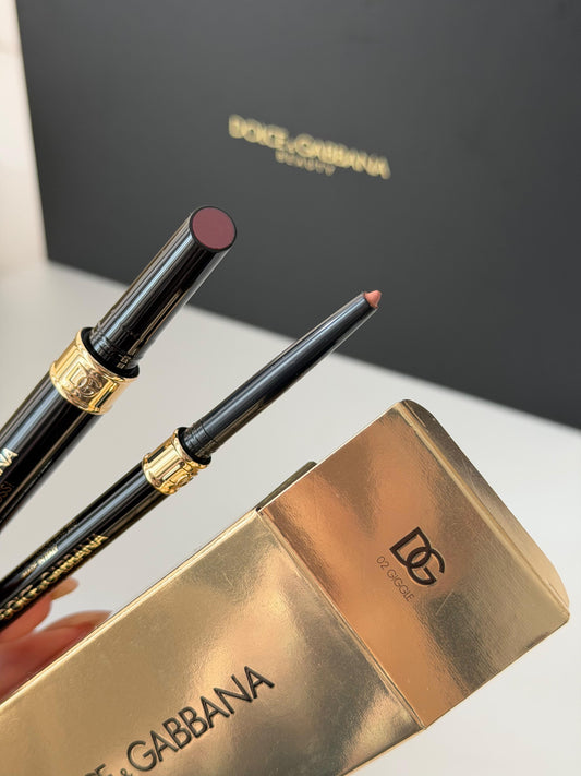 DOLCE&GABBANA Kiss My Gloss!
4D Gloss Stick & Lip Liner Duo (02)