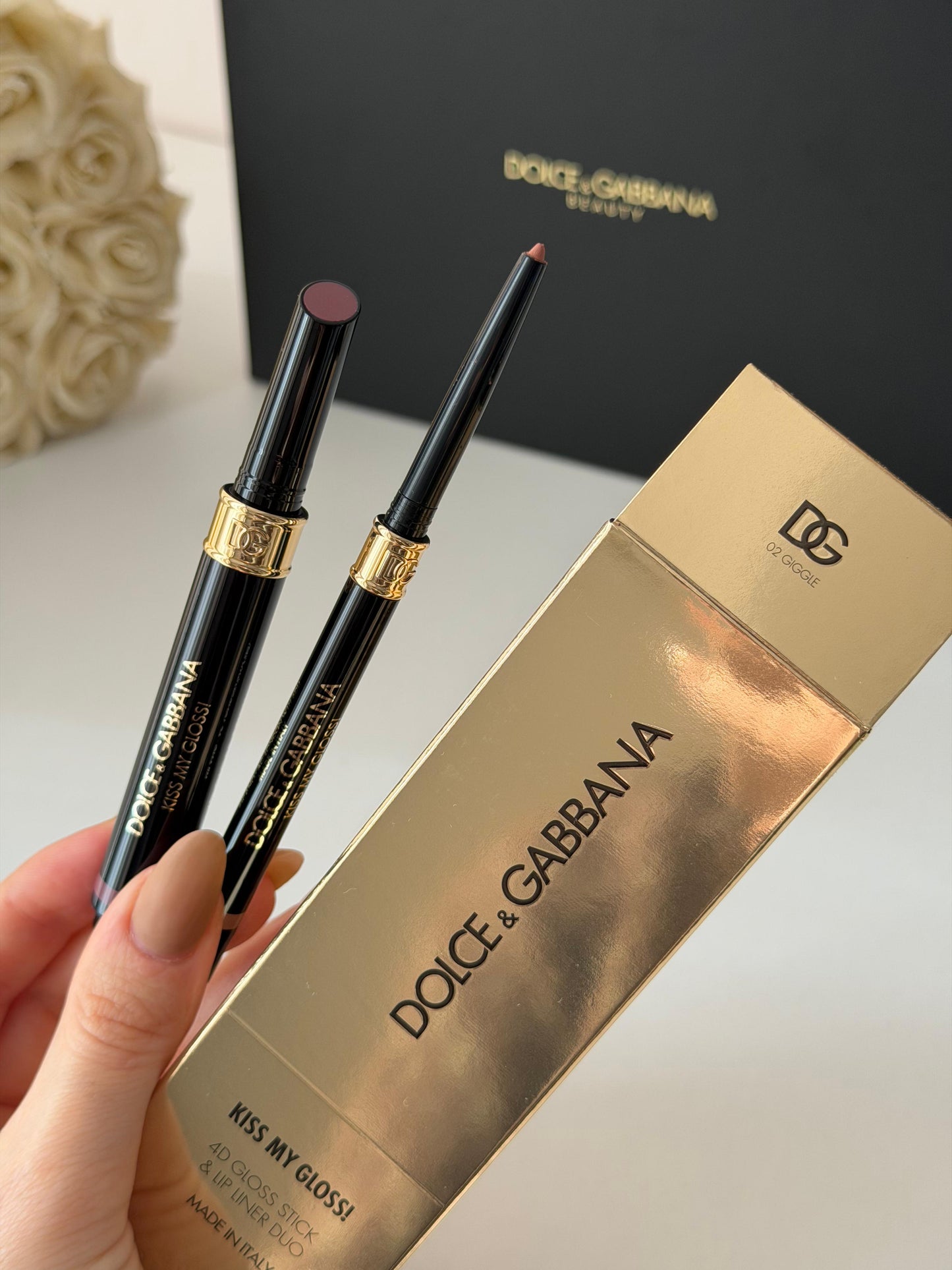 DOLCE&GABBANA Kiss My Gloss!
4D Gloss Stick & Lip Liner Duo (02)