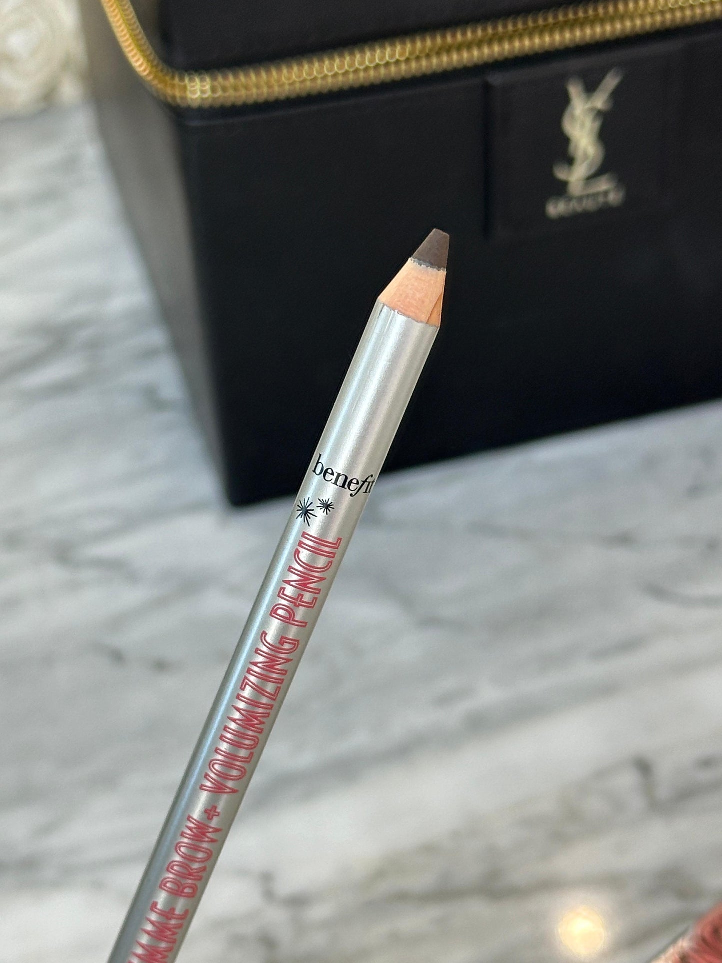 BENEFIT Gimme Brow+ Volumizing Pencil
Volumizing Fiber Eyebrow Pencil
