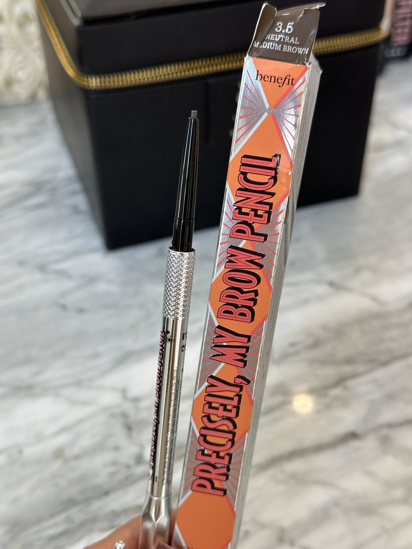BENEFIT Precisely, My Brow Pencil (3.5)
Ultra-Fine Brow Defining Pencil