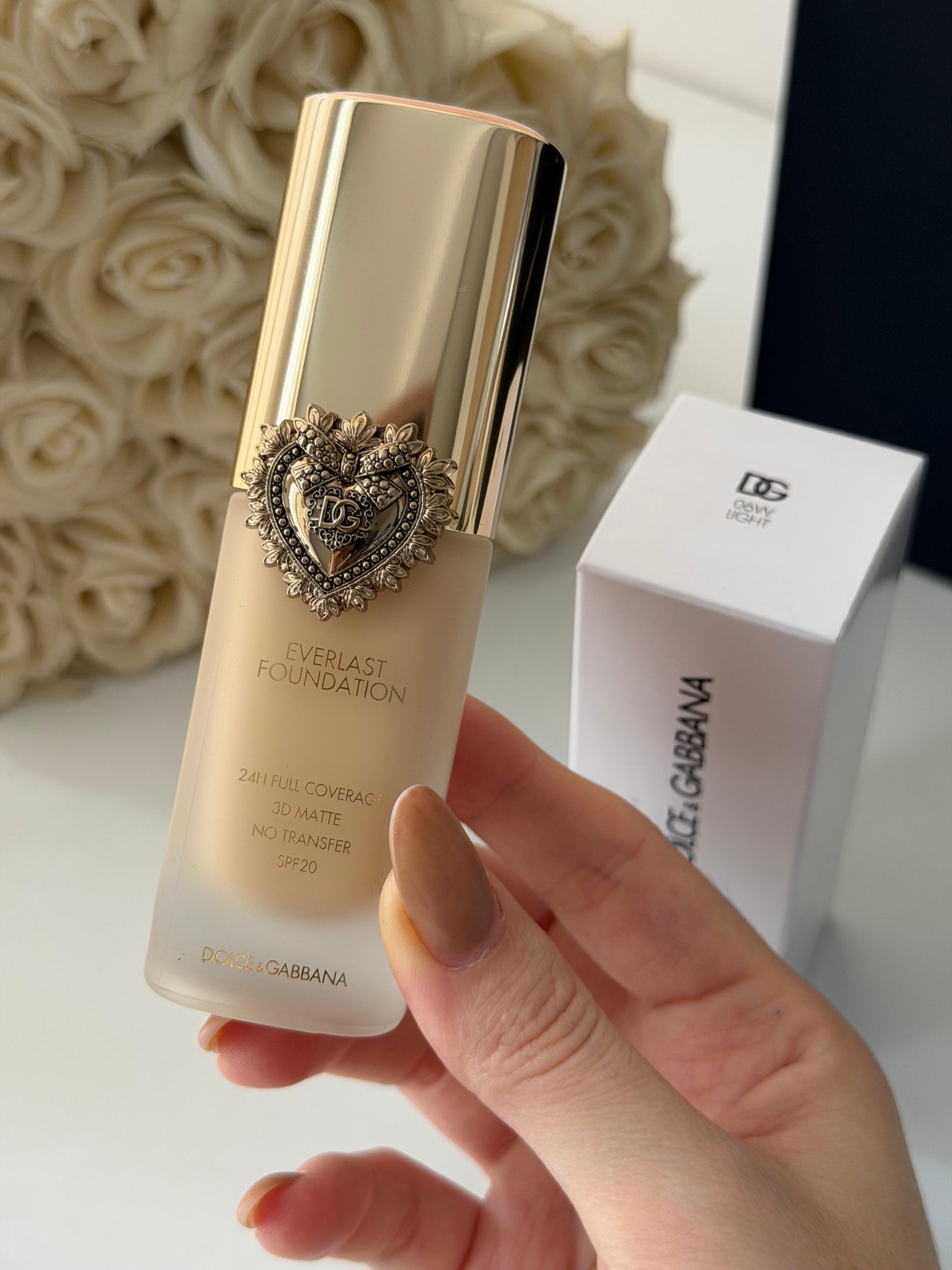 DOLCE&GABBANA Everlast Foundation (06W)
24H Full Coverage, 3D Matte, No Transfer SPF20