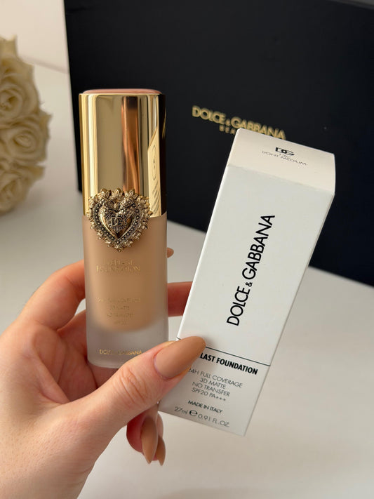 DOLCE&GABBANA Everlast Foundation (13C)
24H Full Coverage, 3D Matte, No Transfer SPF20
