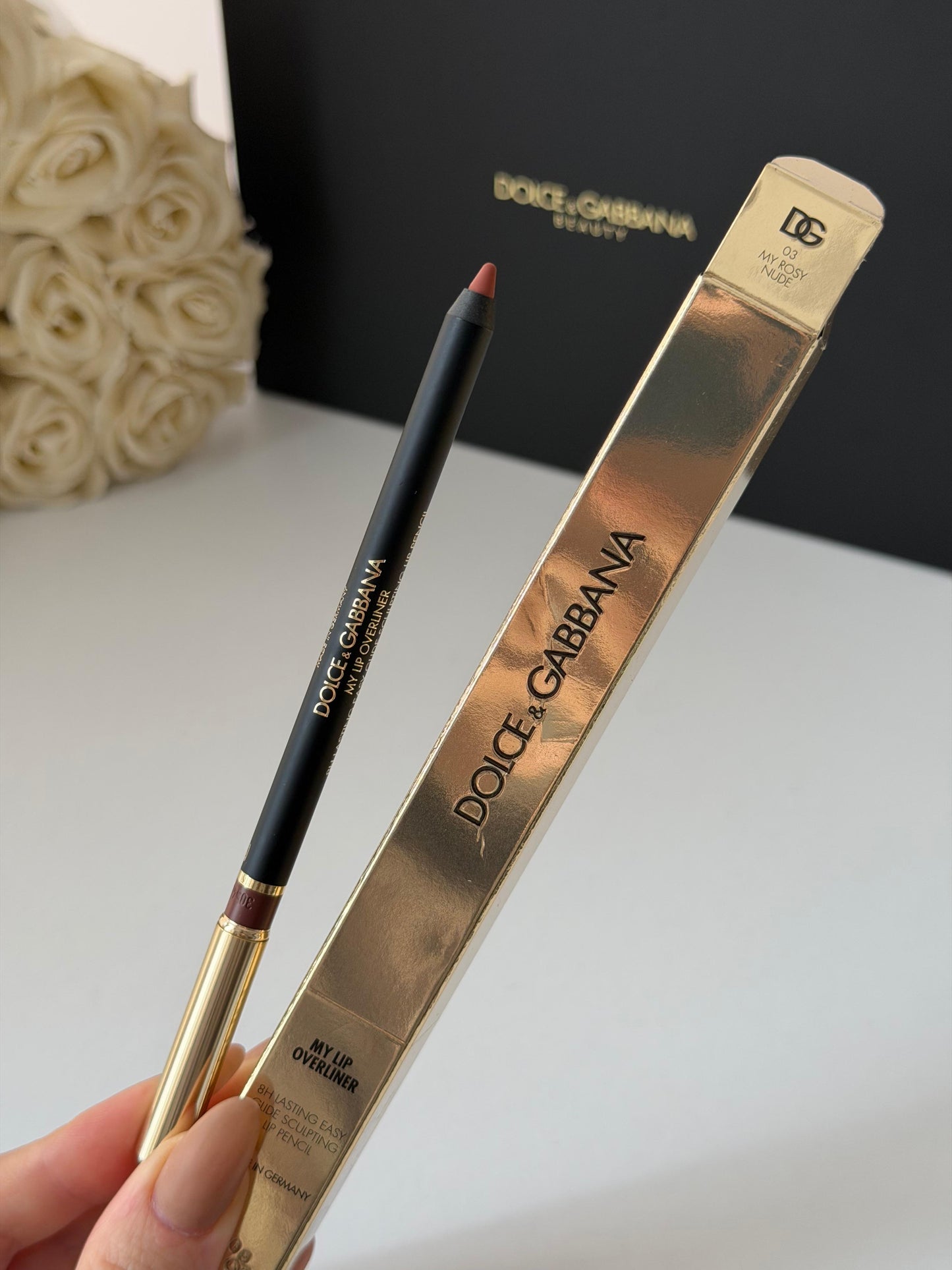 DOLCE&GABBANA My Lip Overliner
8H Lasting Easy Glide Sculpting Lip Pencil (03)