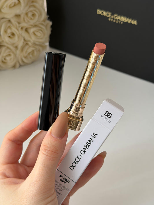 DOLCE&GABBANA My Comfy Matte Lipstick - My 20.03
Instant Rich Color & Hydration Lip Stylo