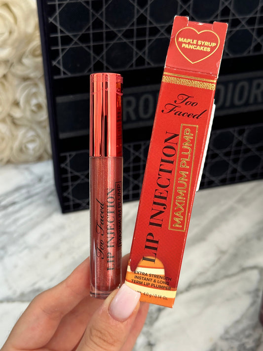 TOO FACED Lip Injection Extreme Lip Plumper - Hydrating Plumping Lip Gloss - Maple Syrup Pancakes