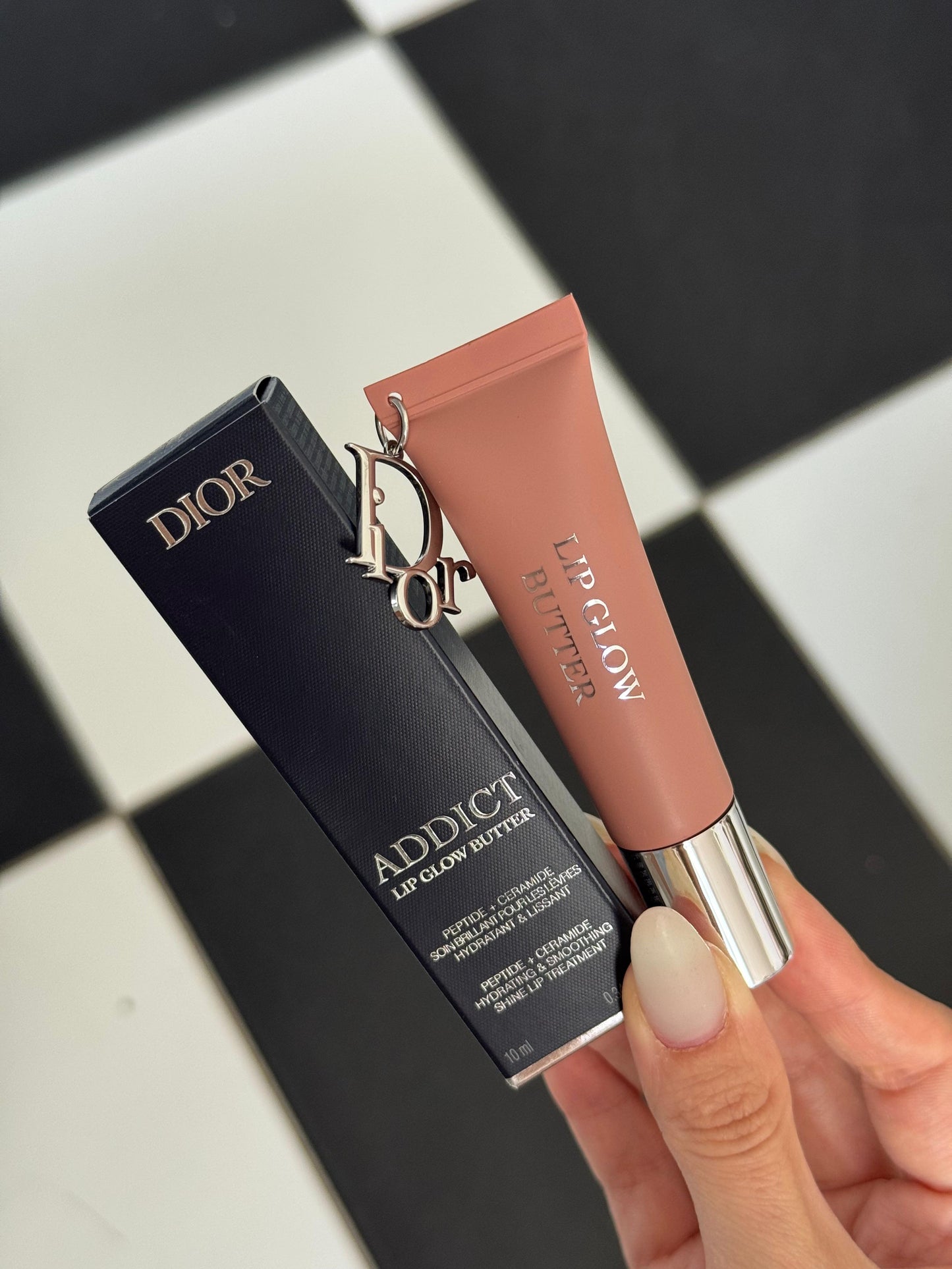 DIOR Addict Lip Glow Butter (103)
24-Hour Hydrating Shine Lip Treatment Peptide + Ceramide