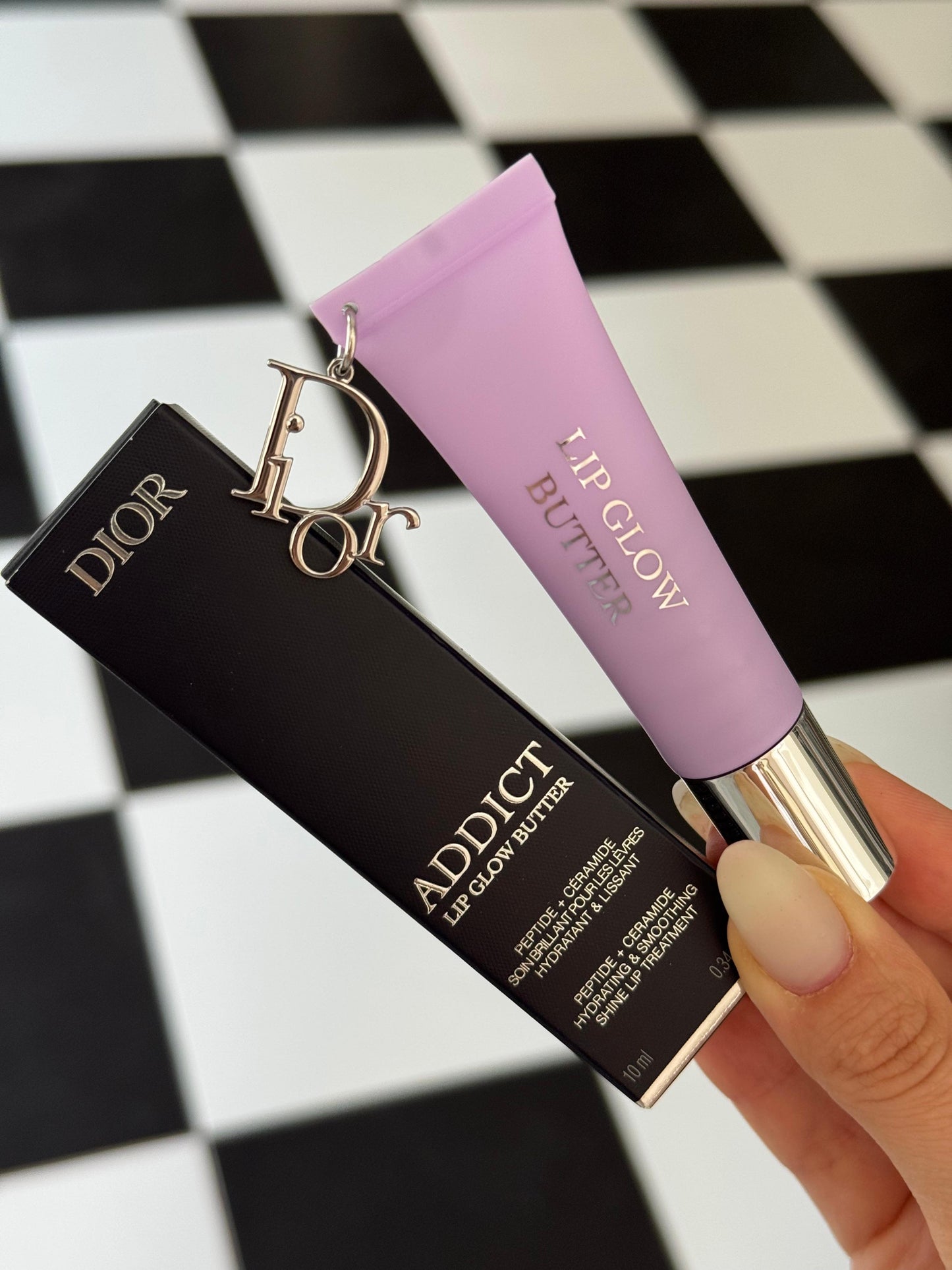 DIOR Addict Lip Glow Butter (102)
24-Hour Hydrating Shine Lip Treatment Peptide + Ceramide