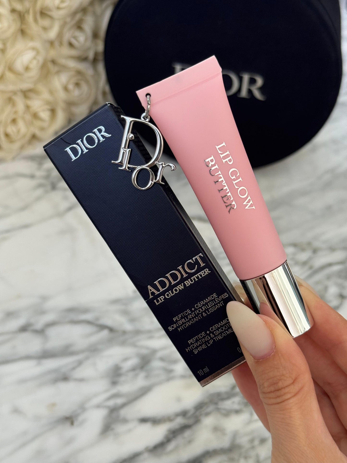 DIOR Addict Lip Glow Butter (101)
24-Hour Hydrating Shine Lip Treatment Peptide + Ceramide