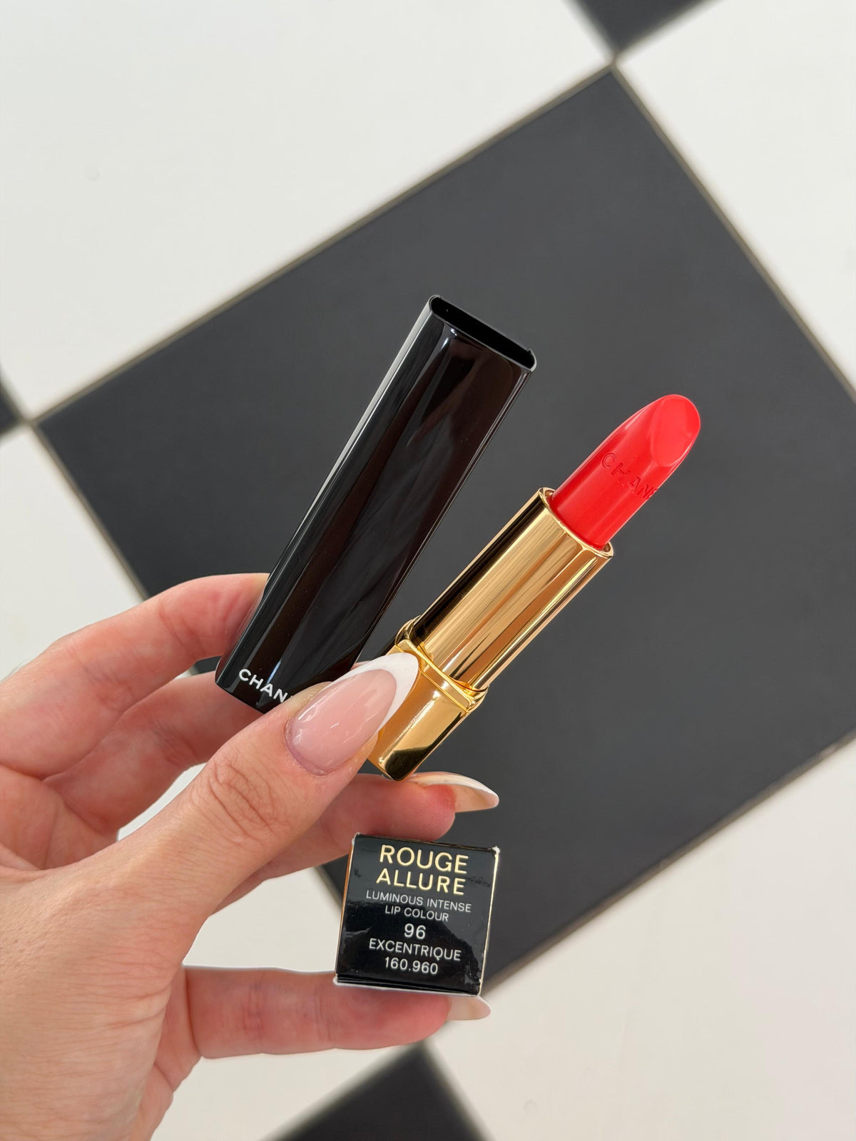 CHANEL Rouge Allure Luminous Intense Lip Colour (96)