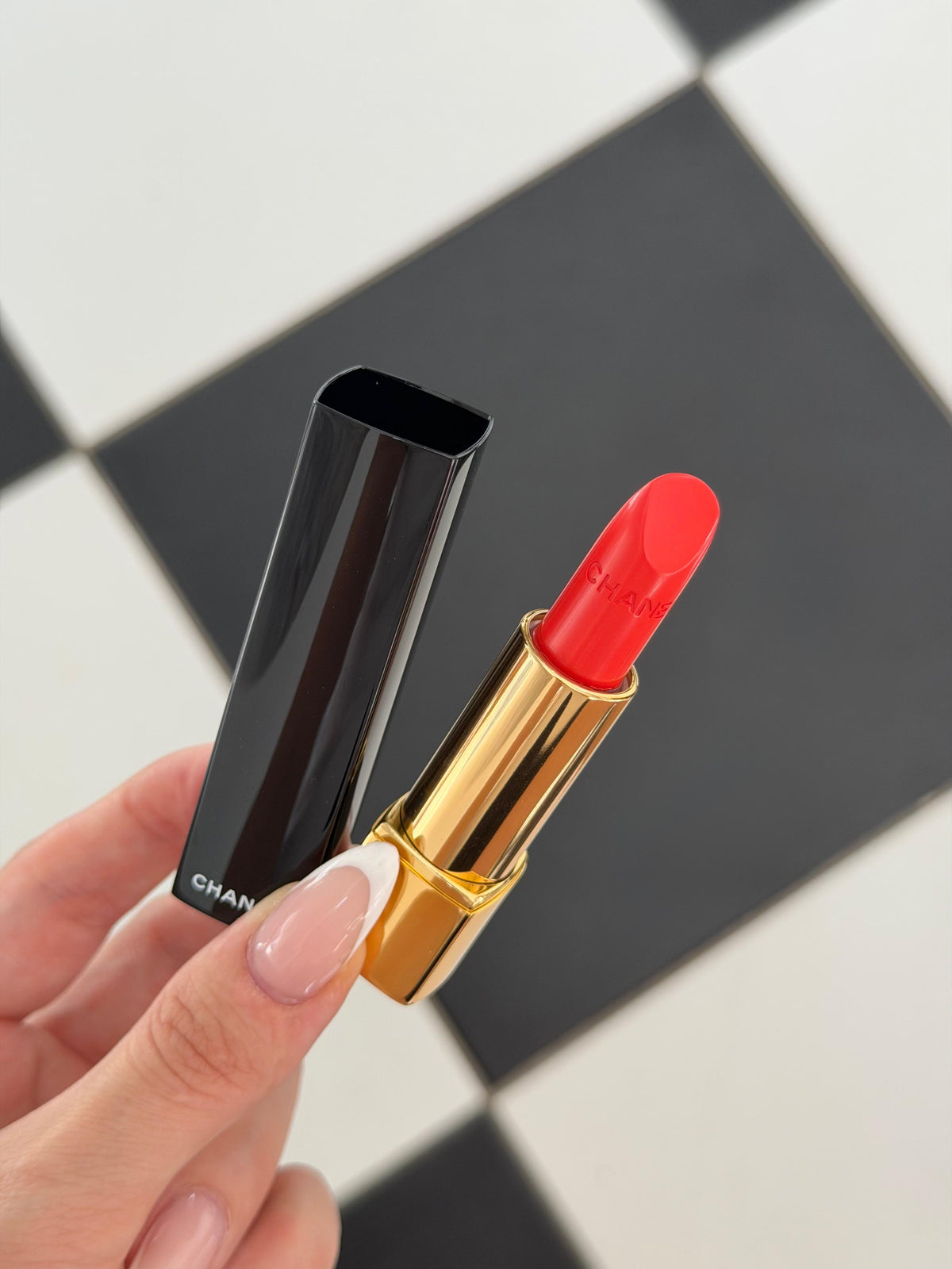 CHANEL Rouge Allure Luminous Intense Lip Colour (96)