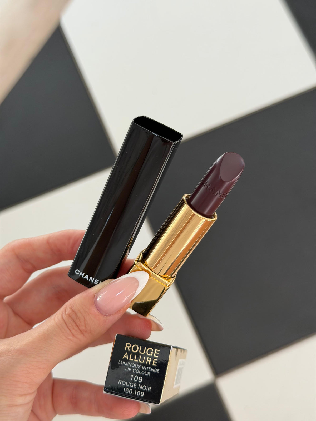 CHANEL Rouge Allure Luminous Intense Lip Colour (109)