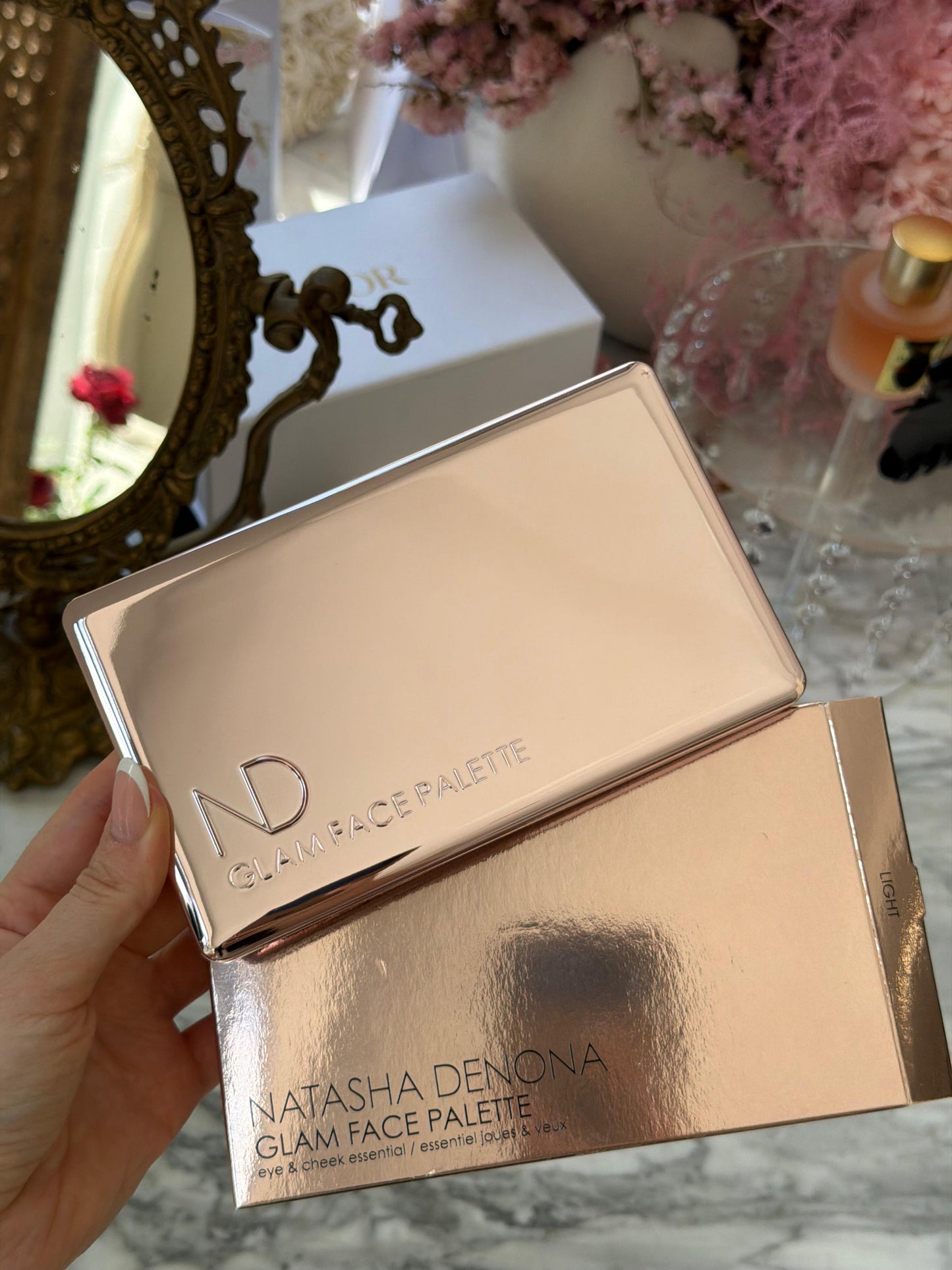 NATASHA DENONA All-In-One Glam Face Blush, Palette & Highlighter
Eye & Cheek Essential