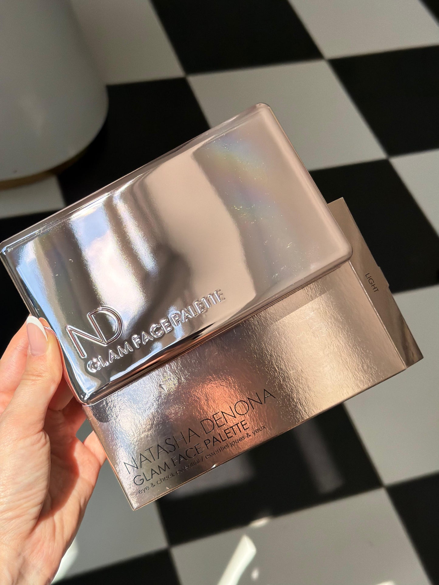 NATASHA DENONA All-In-One Glam Face Blush, Palette & Highlighter
Eye & Cheek Essential
