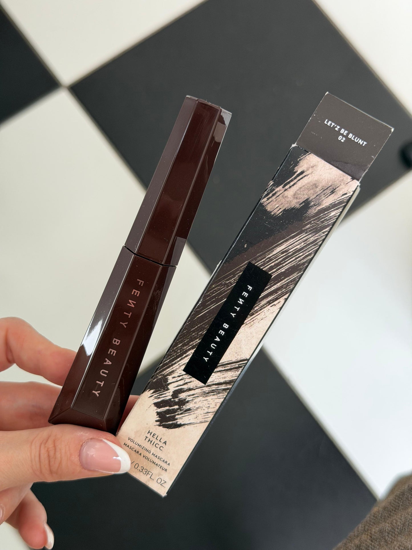 FENTY BEAUTY Hella Thicc Voluminizing Mascara (02)