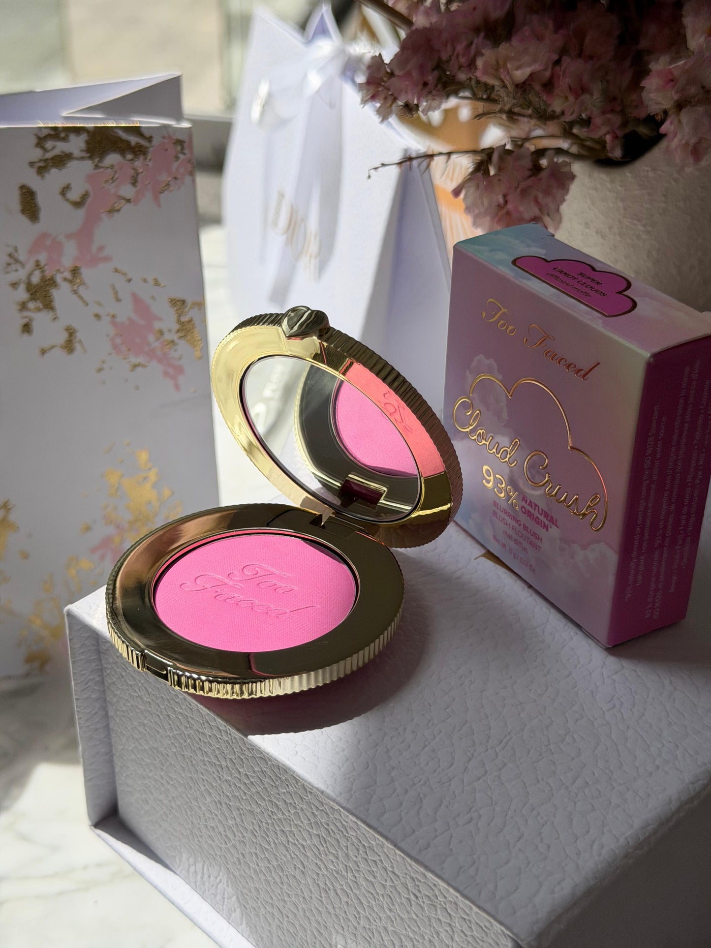 TOO FACED Cloud Crush Blush - Super Candy Clouds
Velvety Second-Skin Powder Formula