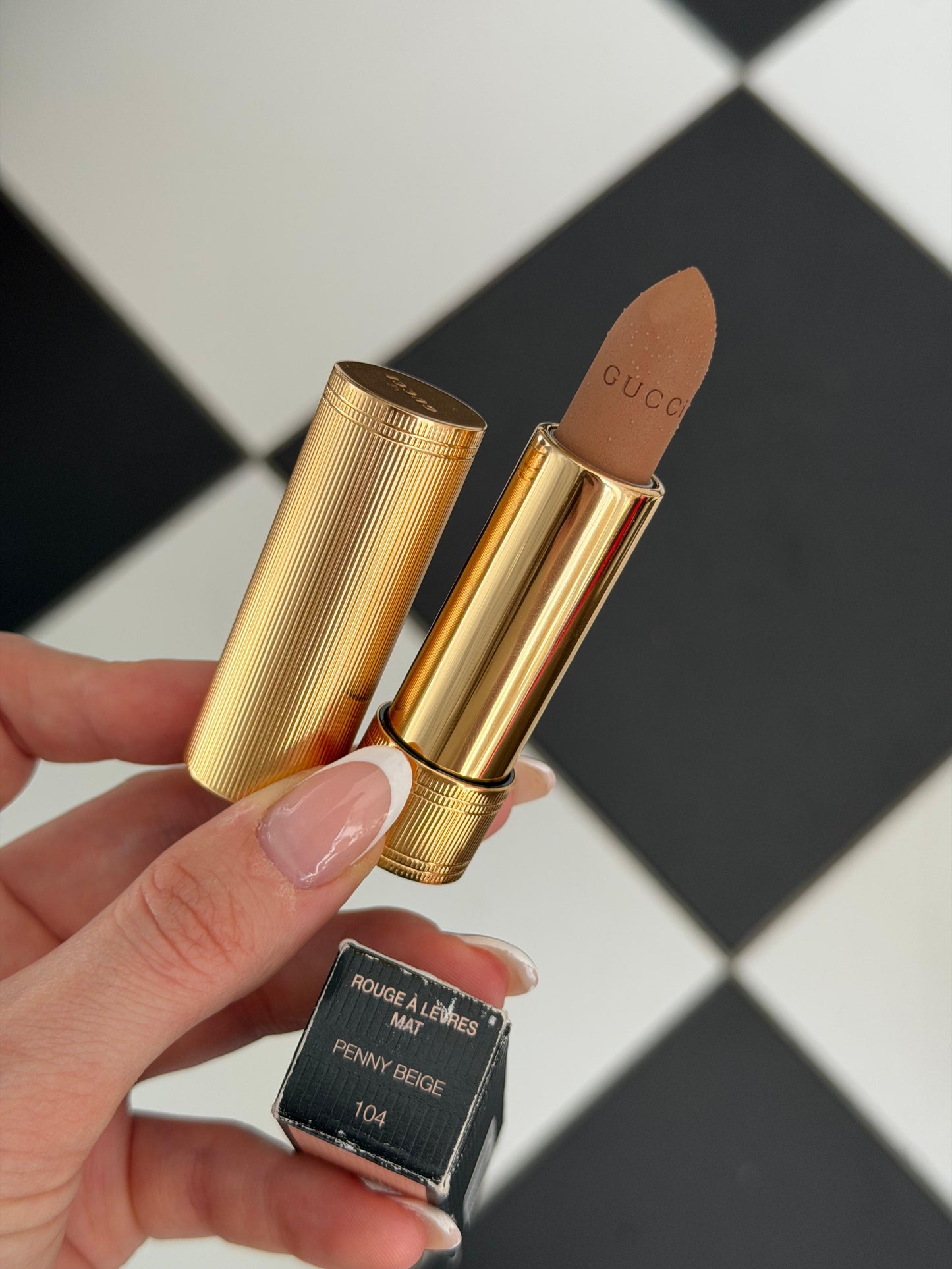 GUCCI Rouge Á Lévres Mat Lipstick (104)