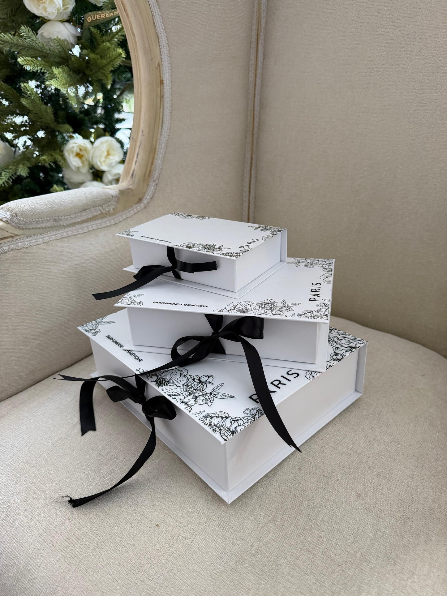 PARIS Classic Gift Box