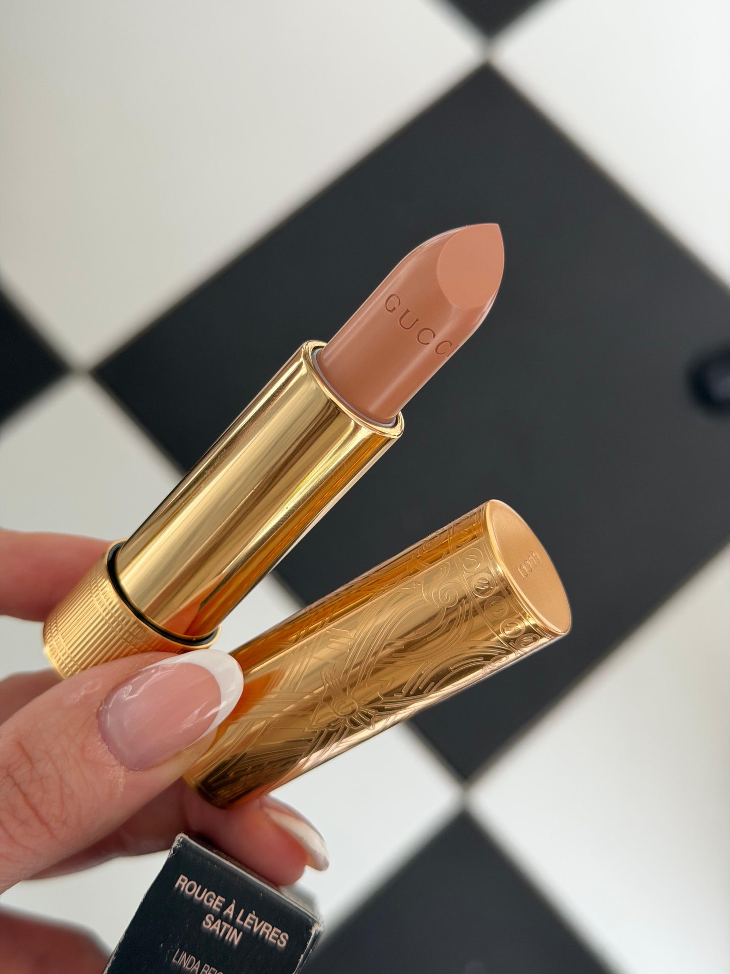 GUCCI Rouge Á Lévres Satin Lipstick (100)