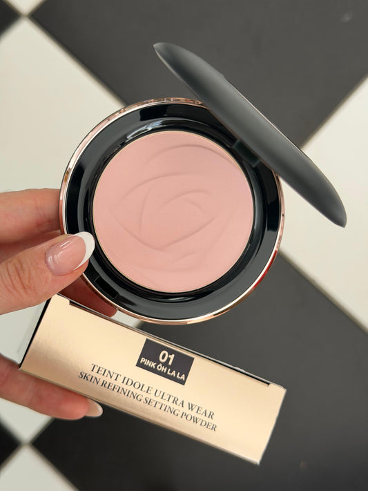 LANCÔME Teint Idole Ultra Wear Skin Refining Setting Powder (01)
All-Day Setting & Pore-Blurring