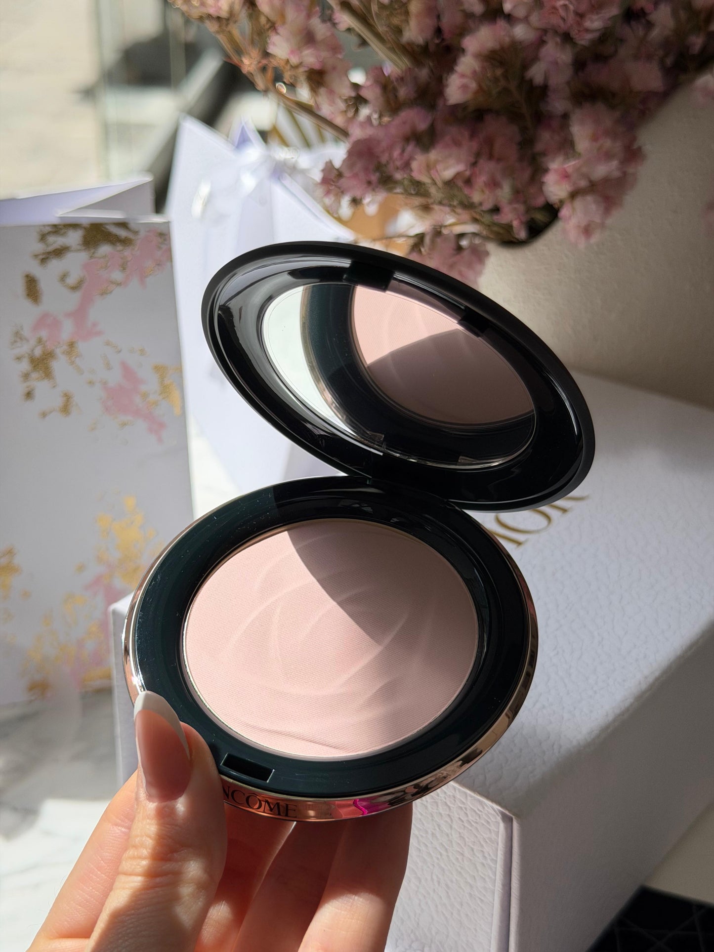 LANCÔME Teint Idole Ultra Wear Skin Refining Setting Powder (01)
All-Day Setting & Pore-Blurring