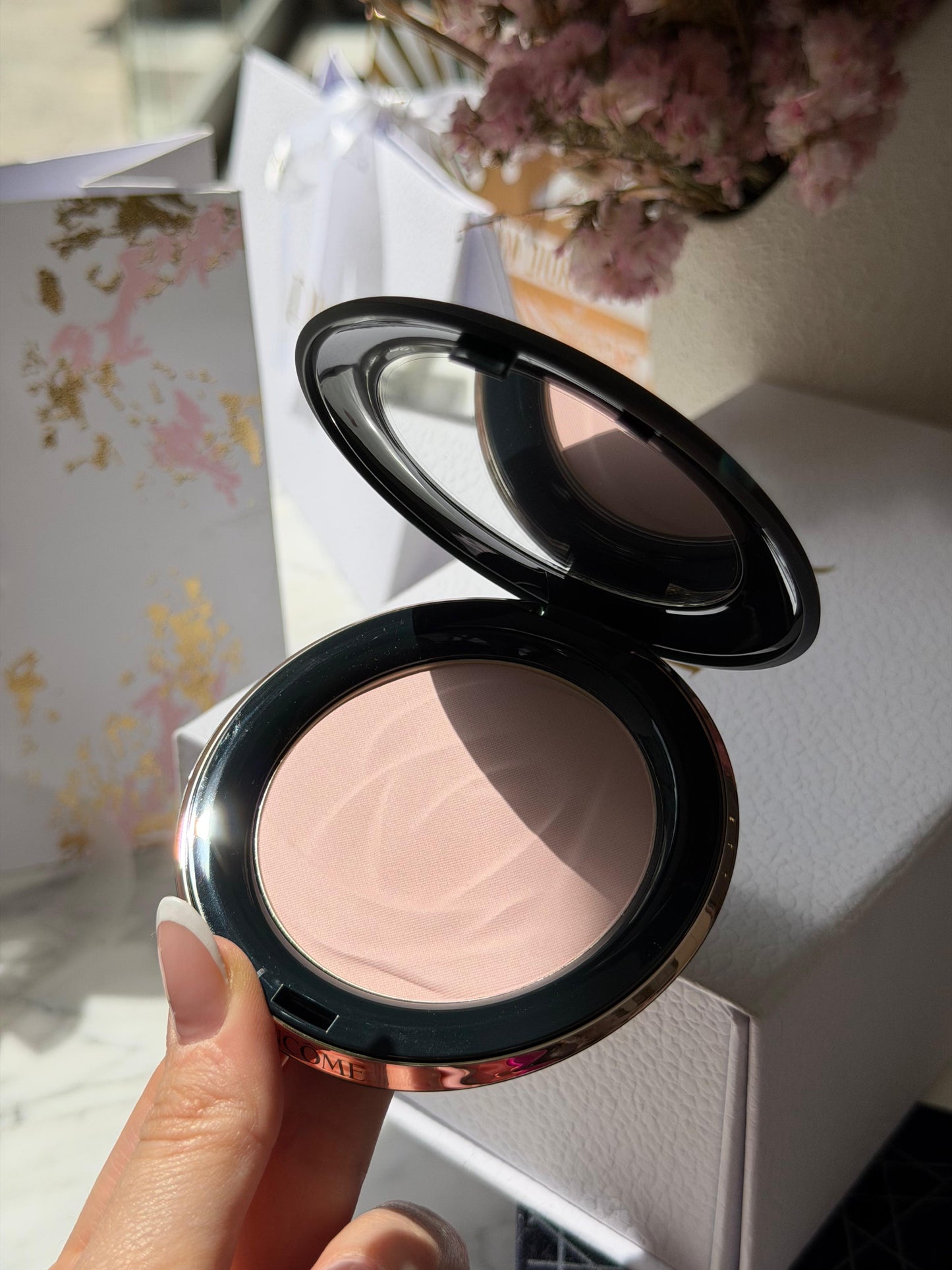 LANCÔME Teint Idole Ultra Wear Skin Refining Setting Powder (01)
All-Day Setting & Pore-Blurring