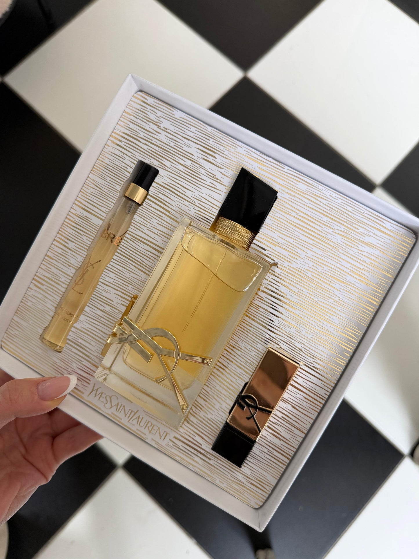 YSL Libre Eau De Parfum Lipstick Gift Set