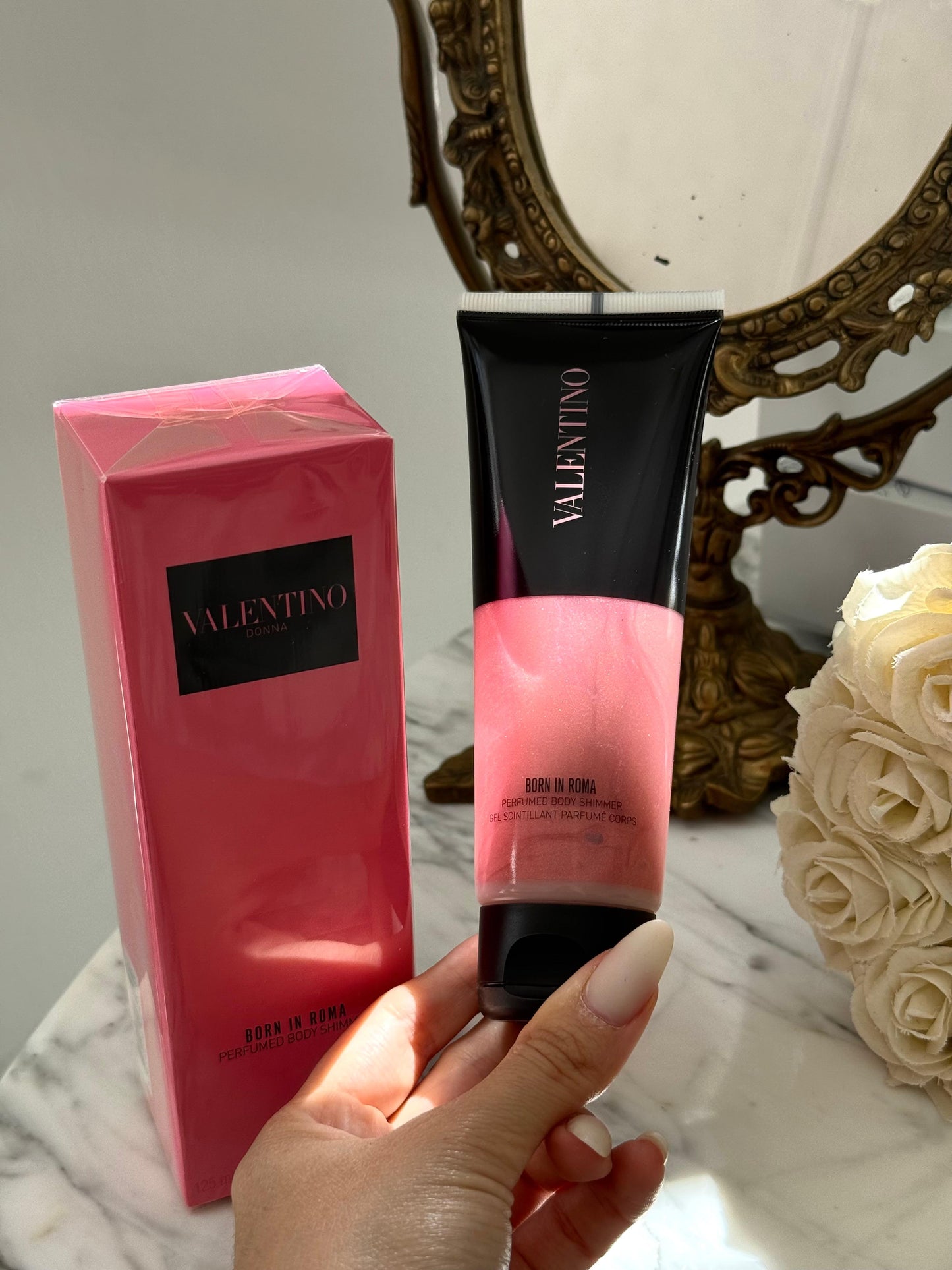 VALENTINO Born In Roma Perfumed Body Shimmer