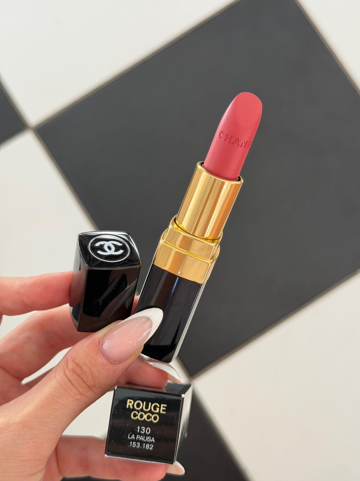 CHANEL Rouge Coco (130)
Ultra Hydrating Lipstick