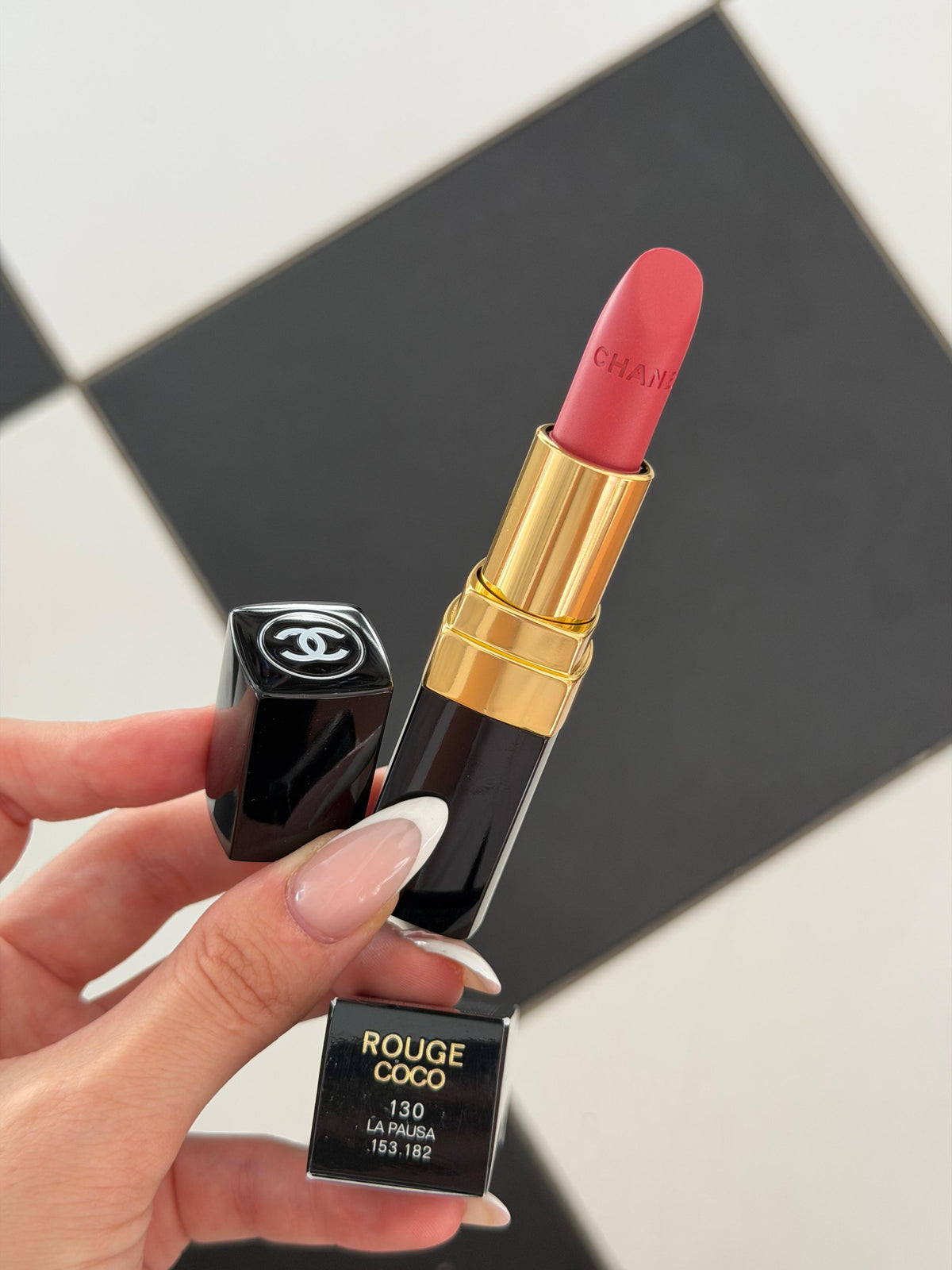 CHANEL Rouge Coco (130)
Ultra Hydrating Lipstick
