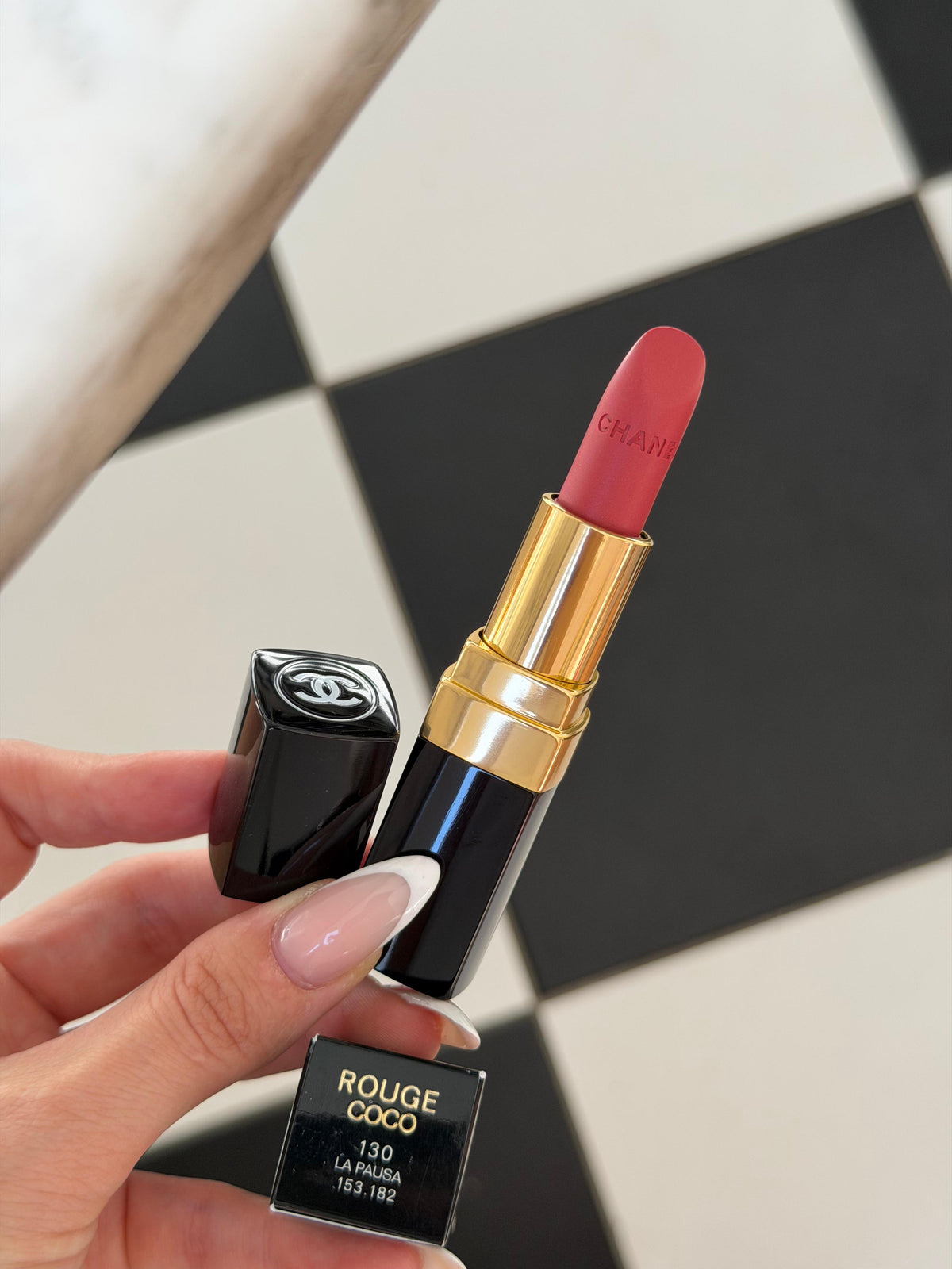 CHANEL Rouge Coco (130)
Ultra Hydrating Lipstick
