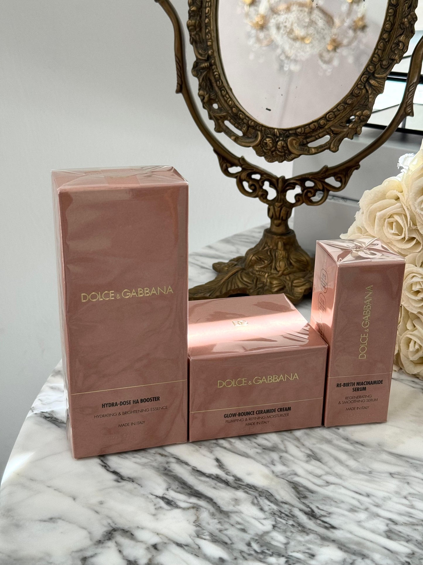 DOLCE&GABBANA Glow-Bounce Ceramide Cream
Plumping & Refining Moisturizer