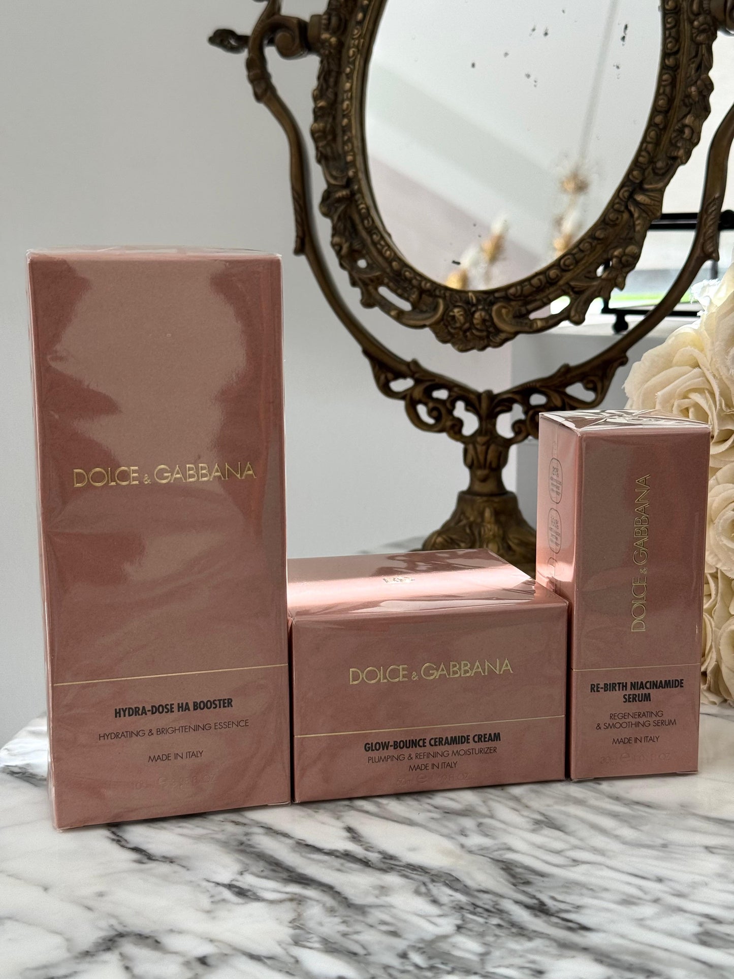 DOLCE&GABBANA Glow-Bounce Ceramide Cream
Plumping & Refining Moisturizer