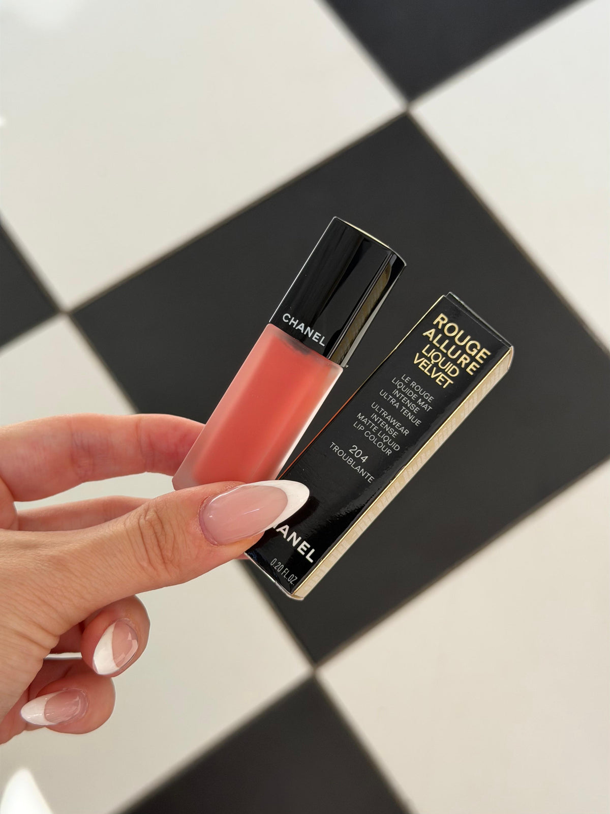 CHANEL Rouge Allure Liquid Velvet (204) - Ultrawear Intense Matte Liquid Lipstick