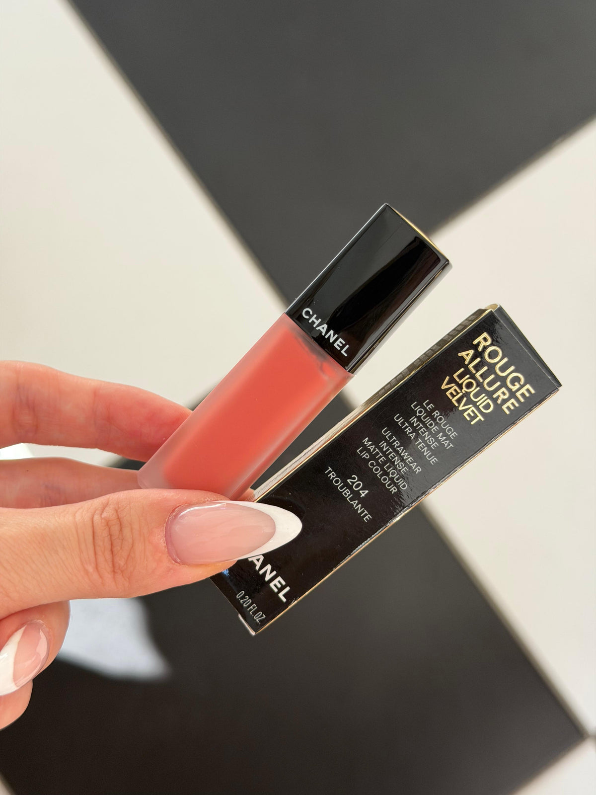 CHANEL Rouge Allure Liquid Velvet (204) - Ultrawear Intense Matte Liquid Lipstick
