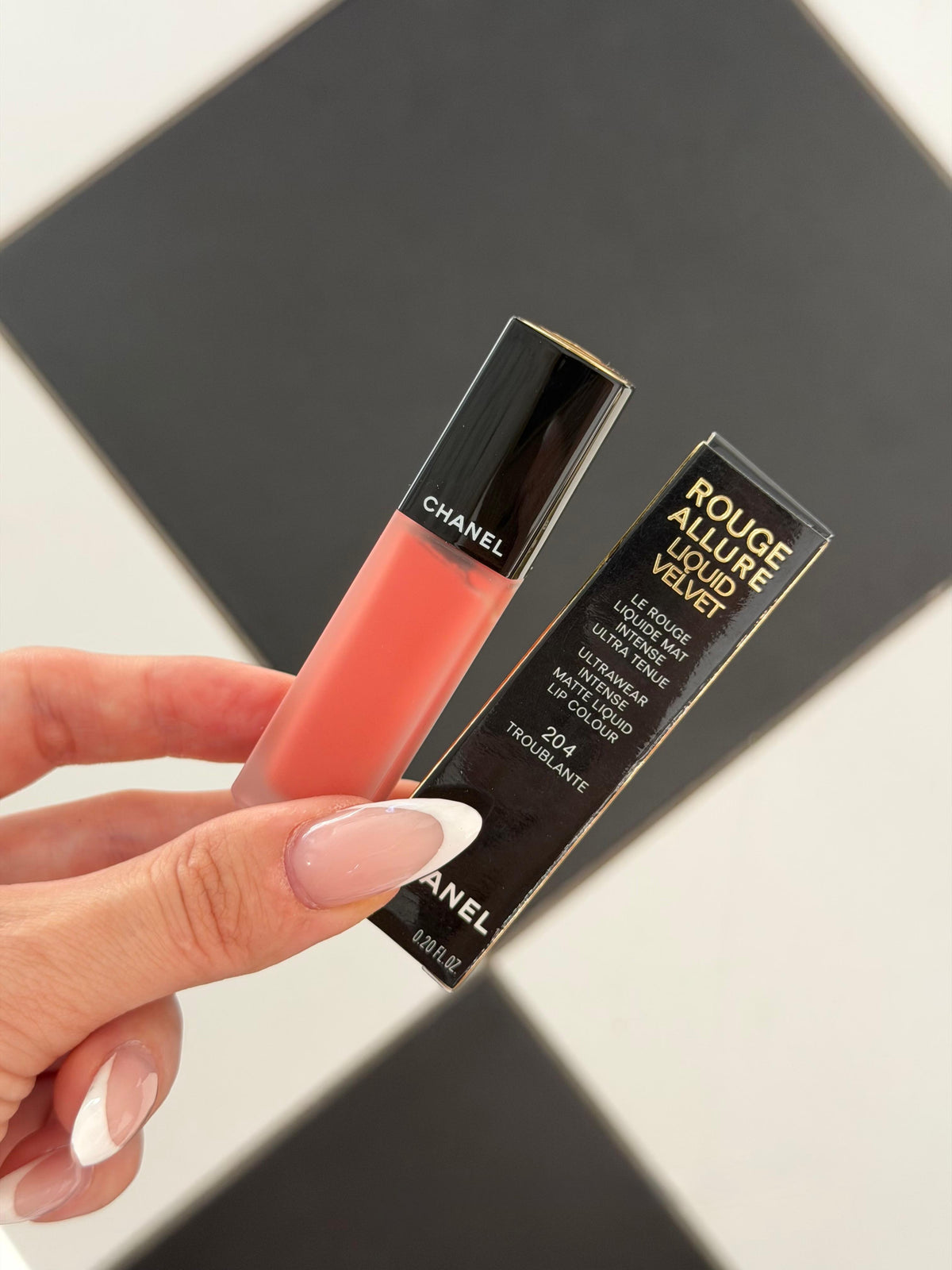 CHANEL Rouge Allure Liquid Velvet (204) - Ultrawear Intense Matte Liquid Lipstick