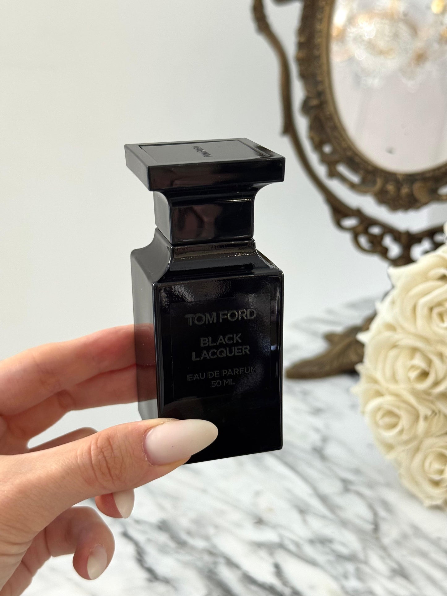 TOM FORD Black Lacquer Eau De Parfum
Glossy, Seductive Amber Woody