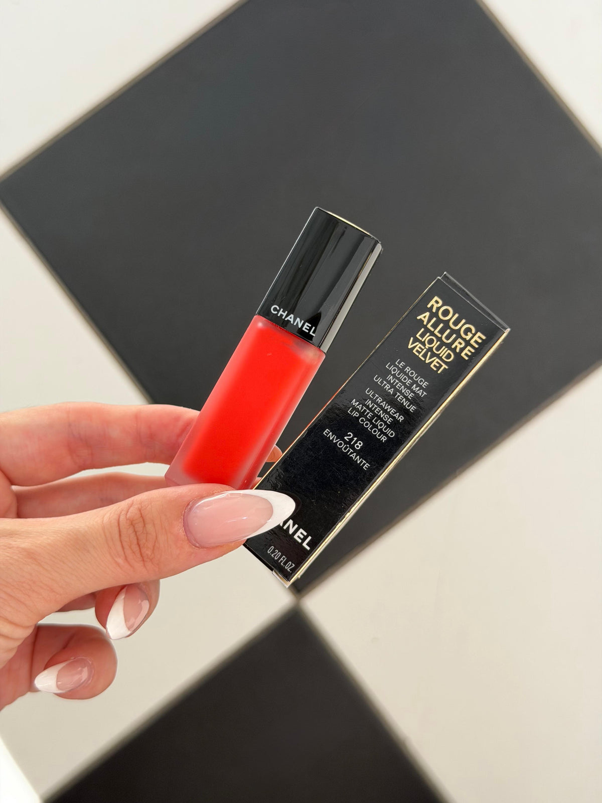 CHANEL Rouge Allure Liquid Velvet (218) - Ultrawear Intense Matte Liquid Lipstick