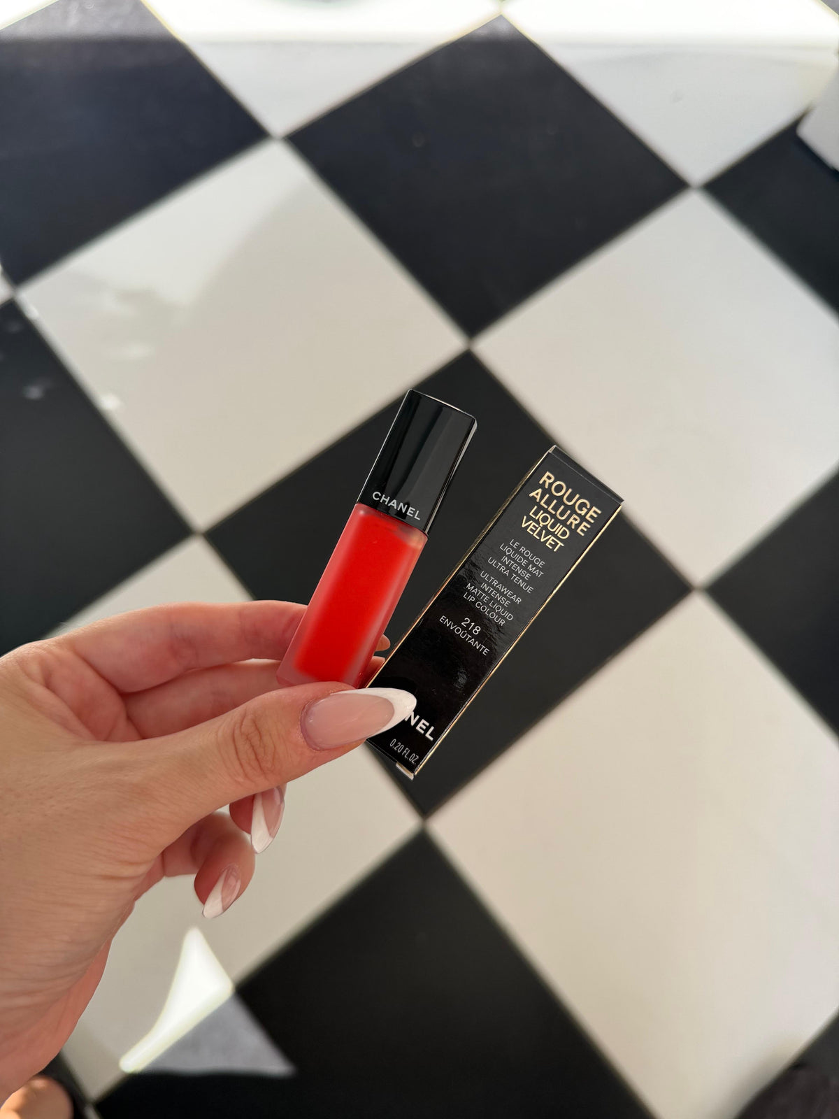 CHANEL Rouge Allure Liquid Velvet (218) - Ultrawear Intense Matte Liquid Lipstick