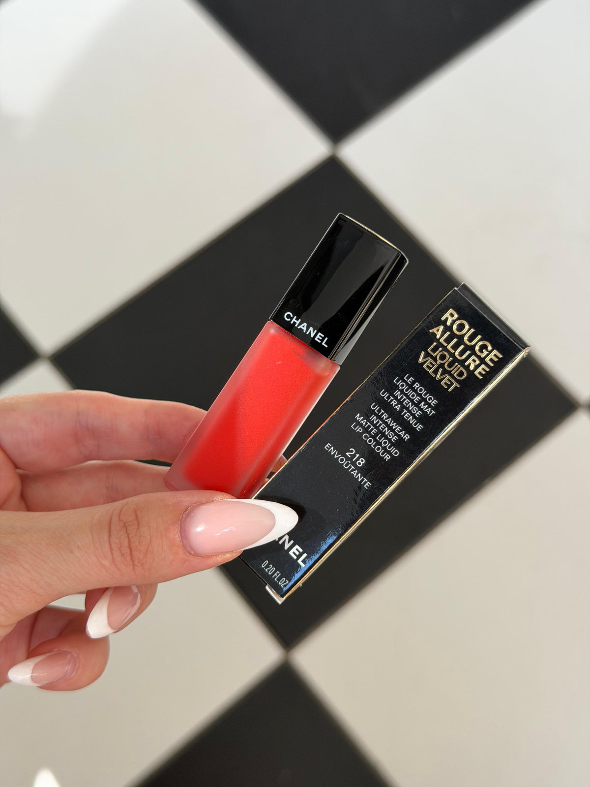 CHANEL Rouge Allure Liquid Velvet (218) - Ultrawear Intense Matte Liquid Lipstick