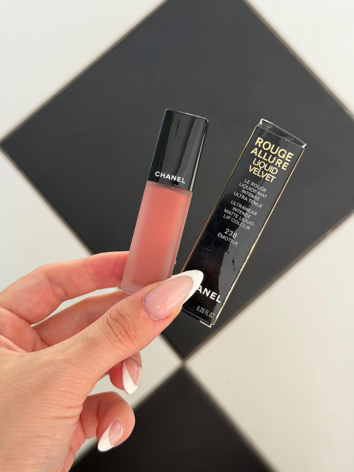 CHANEL Rouge Allure Liquid Velvet (238) - Ultrawear Intense Matte Liquid Lipstick (Copy)