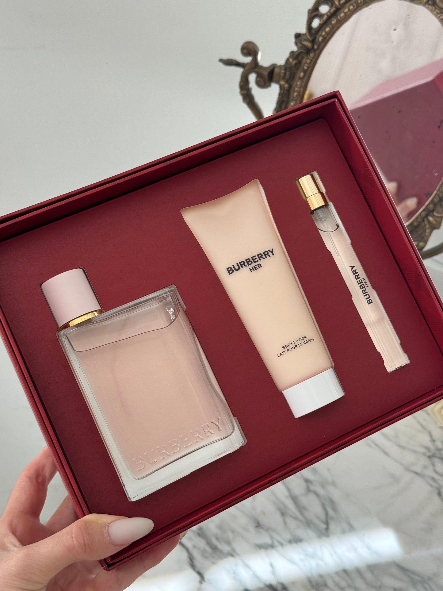 BURBERRY Her Eau De Parfum Gift Set