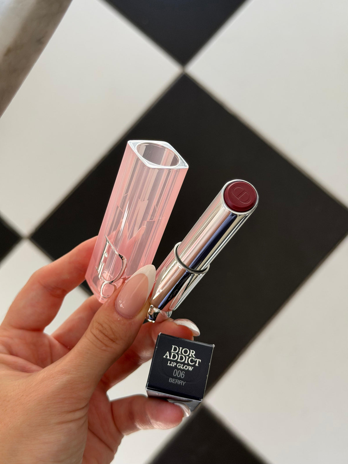 DIOR Addict Lip Glow (006)
48-Hour Hydrating Lip Balm - pH-Activated Color