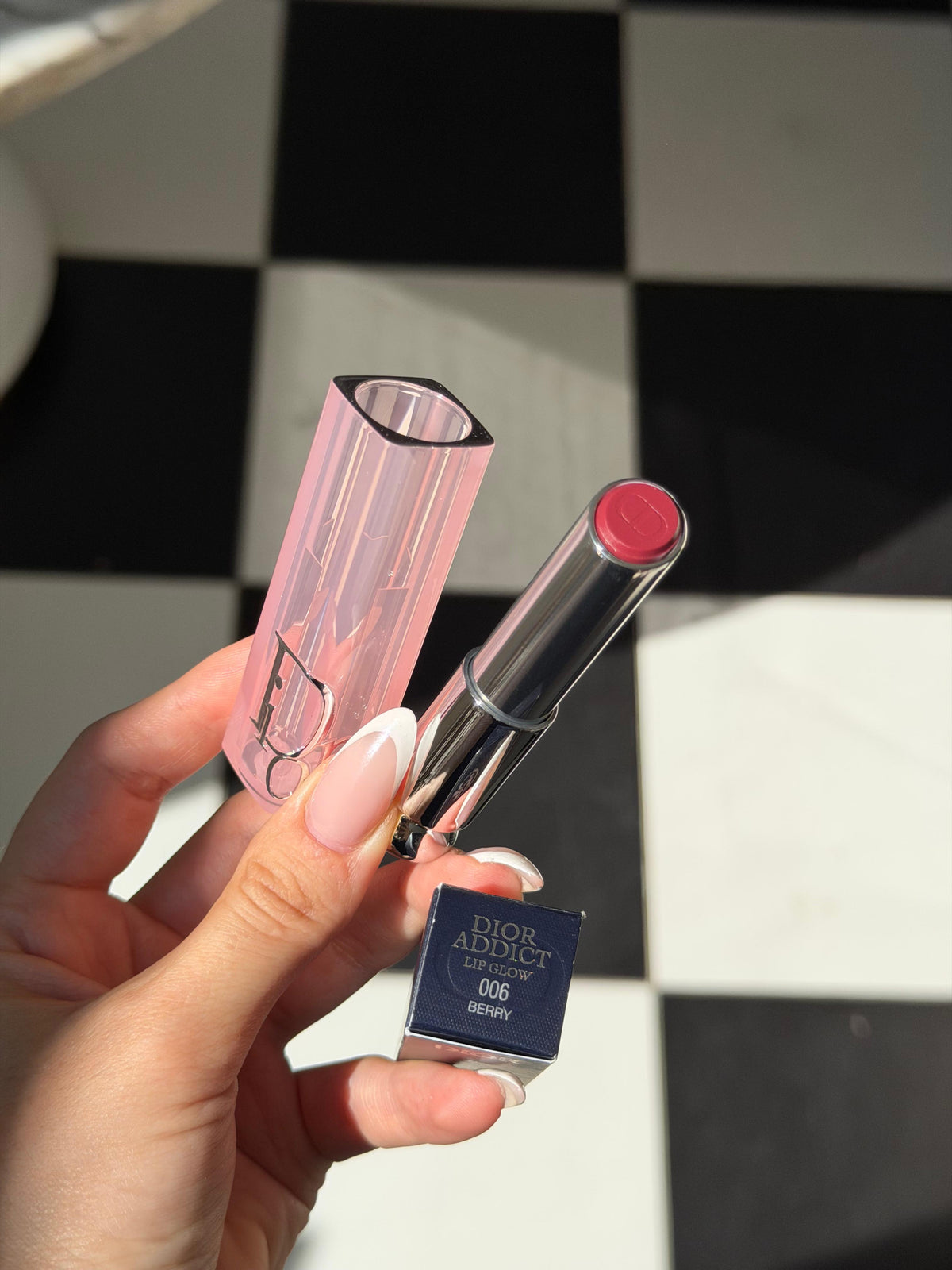 DIOR Addict Lip Glow (006)
48-Hour Hydrating Lip Balm - pH-Activated Color